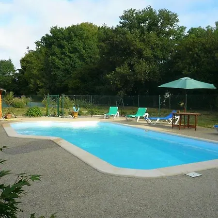 Saint-clement-de-la-place Chateau Sleeps 16 Pool