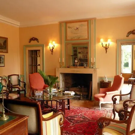 Saint-clement-de-la-place Chateau Sleeps 16 Pool