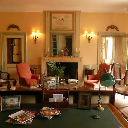 Séjour à la campagne Saint-clement-de-la-place Chateau Sleeps 16 Pool