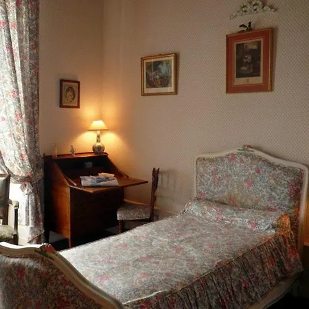Saint-clement-de-la-place Chateau Sleeps 16 Pool Saint-Clement-de-la-Place